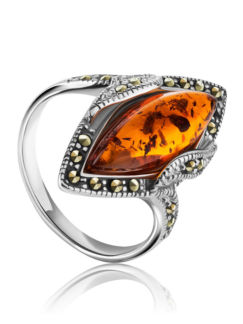 Изысканное кольцо «Эйфория» из серебра, украшенное марказитами и янтарём Am