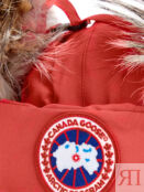 Шапка из водонепроницаемого нейлона с мехом и макро-логотипом CANADA GOOSE