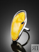 Удлиненное кольцо из цельного медового янтаря с серебром «Маньяна» Amberhol